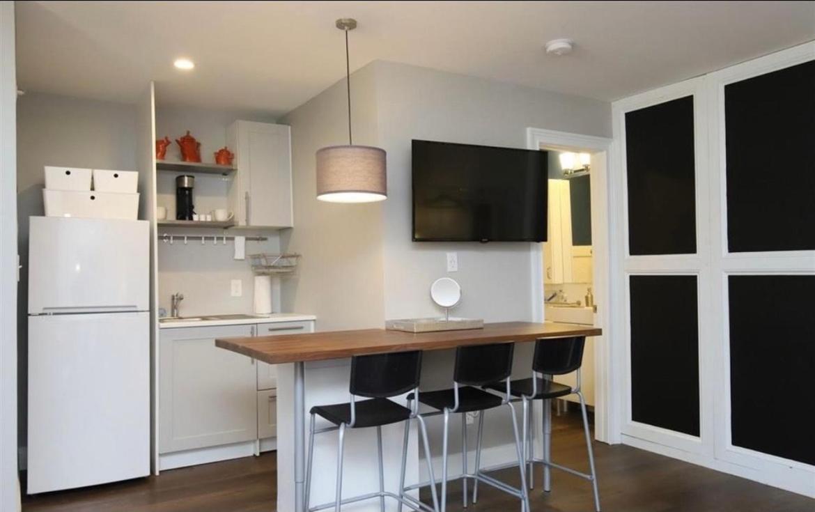 Gemini Studio Apartment Raleigh Exterior photo
